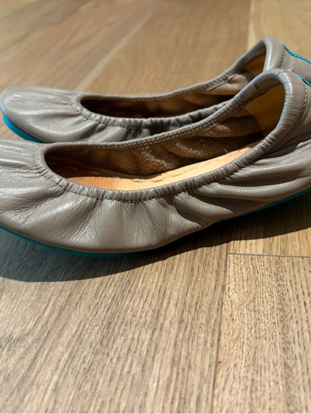 Tieks Gray Leather Ballet Flats with Teal Sole